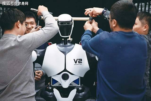 我國發展新質生產力的優勢與人工智能基礎軟件機遇